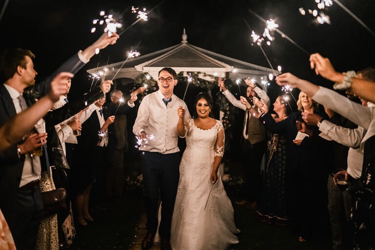 7 top tips for getting the best sparkler shots on your wedding day